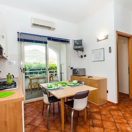 Le Residenze Del Porto La Caletta