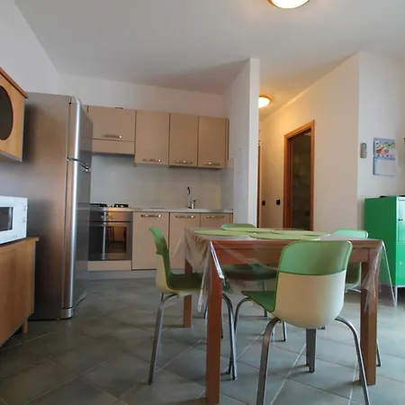 Le Residenze Del Porto Aparthotel 3*