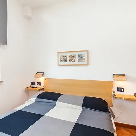 Aparthotel Le Residenze Del Porto La Caletta
