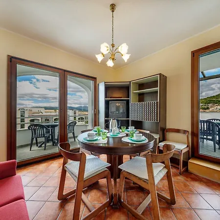Le Residenze Del Porto La Caletta