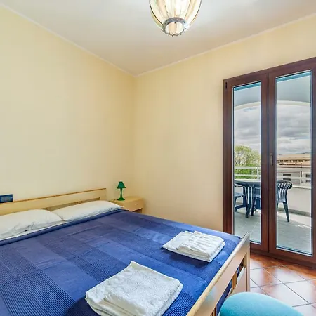 Le Residenze Del Porto Aparthotel